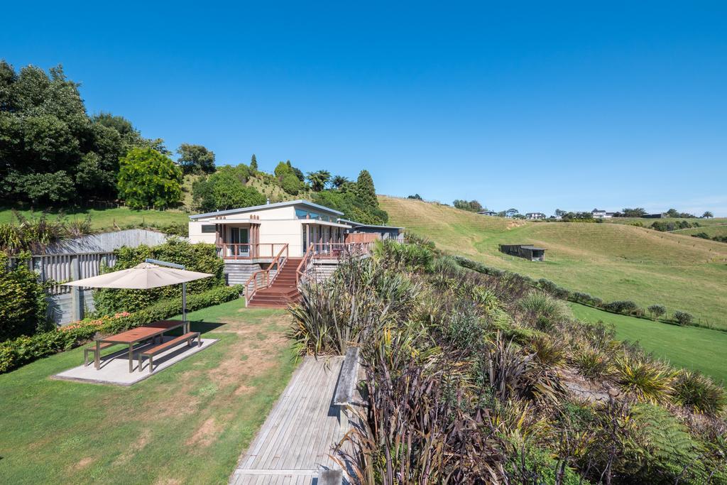 Aparthotel One Burgess Hill New Plymouth Esterno foto
