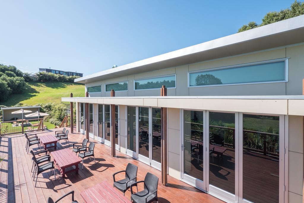 Aparthotel One Burgess Hill New Plymouth Esterno foto