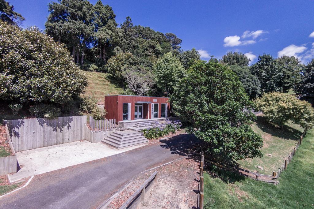 Aparthotel One Burgess Hill New Plymouth Esterno foto